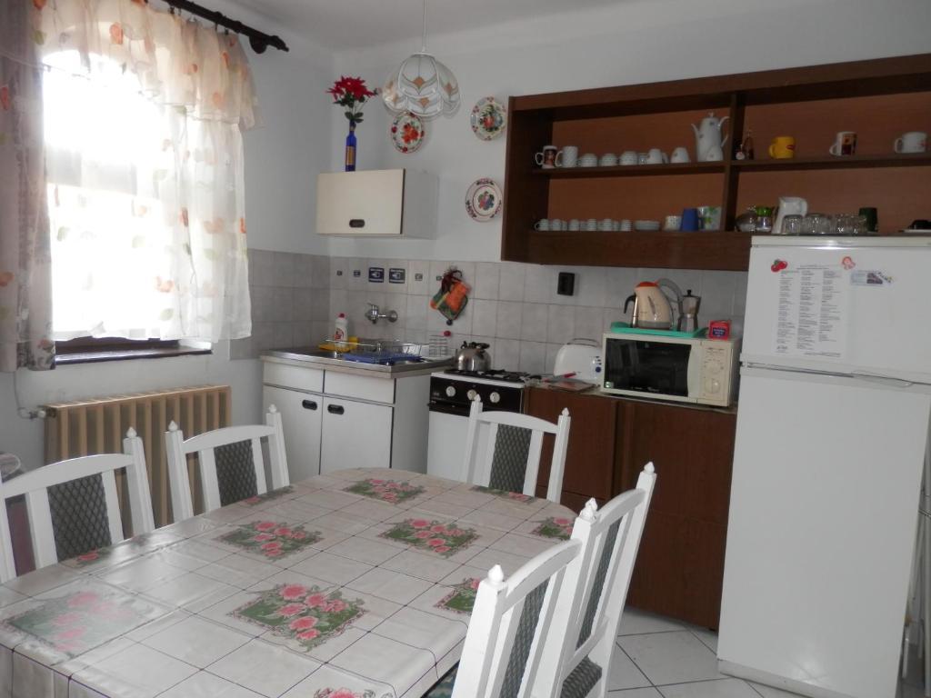 Hotel Apartman Napsugar Vendeghaz Erlau Exterior foto